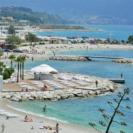 Appartamento Sea View Znjan Spalato Esterno foto